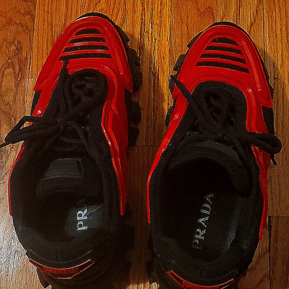 Prada cloudburst thunder, Size 9,Red ans black - Picture 1 of 4